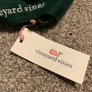 Vineyard vines hat